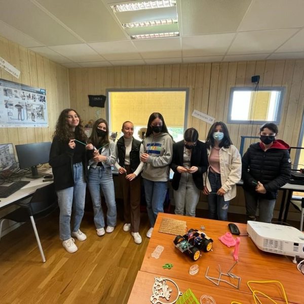 Des collégiennes en immersion sur le campus de CESI Angoulême !