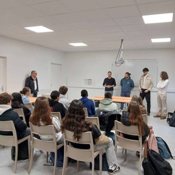 Le projet « Tandem de la réussite » : des étudiants CESI Angoulême orientent les collégiens de Saint-Michel
